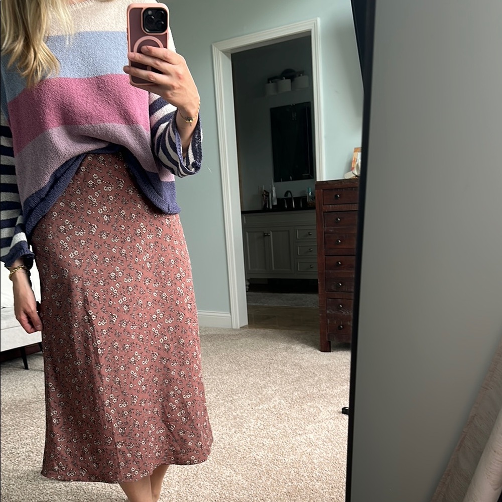 Pink Lily Mauve Floral Midi Skirt